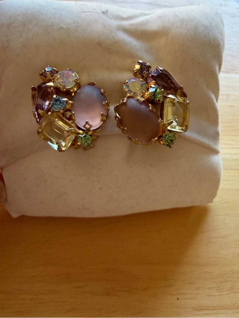 Vintage Gold-Tone Pastel Cluster Clip-On Earrings